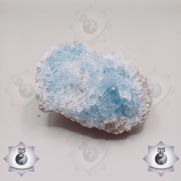 Natural Celestite Cluster, Grade AAA Uruguayan Quartz Mystery Crystal. - Picture 2 of 3